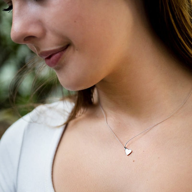 DANGLE HEART NECKLACE - STERLING SILVER - Tallula